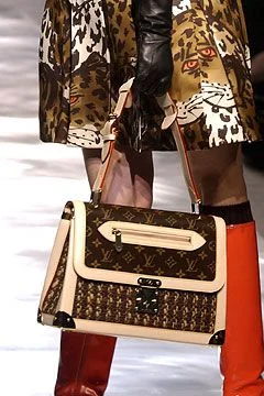 Look 24